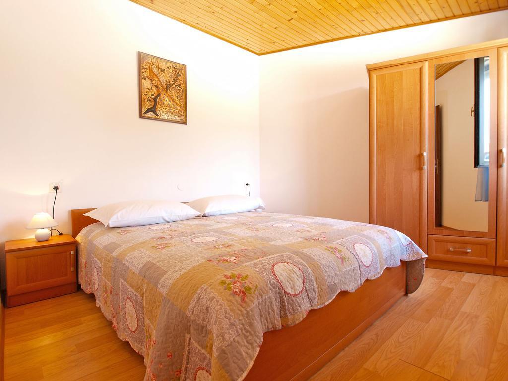 House Sandra 1430 Peresiji Extérieur photo